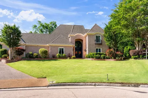 8791 Fernwood Cv, Germantown, TN 38138