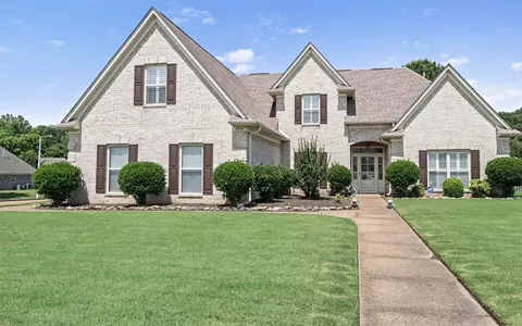 8954 Brunswick Farms Dr, Arlington, TN 38002