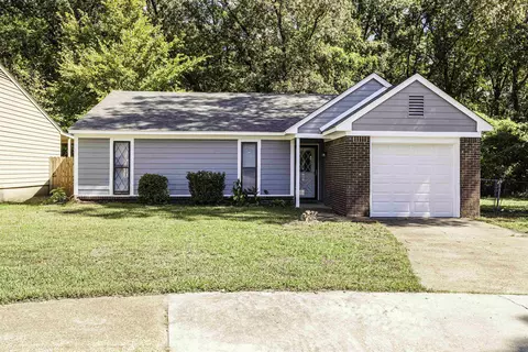 3884 Cedar Path Dr, Memphis, TN 38115