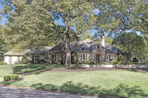 415 S Shady Grove Rd, Memphis, TN 38120