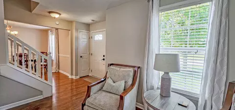 Entry Way - 1482 Howling Dr, Collierville, TN 38017 photo 1 of 3