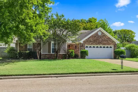 160 Gretna Green Dr S, Munford, TN 38058