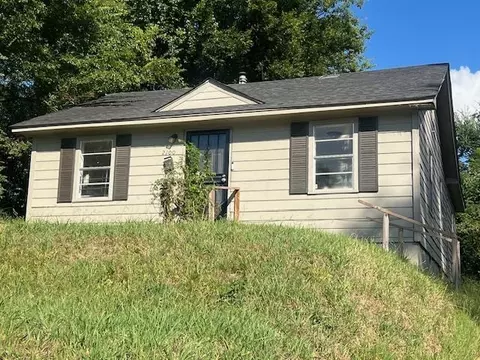 2100 Riverside Blvd, Memphis, TN 38109