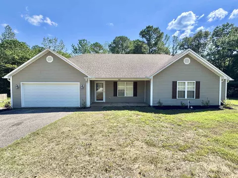 526 Stone Rdg, Pinson, TN 38366
