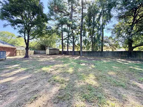 Exterior - 33 Bradmere Cv, Jackson, TN 38305 photo 8 of 8