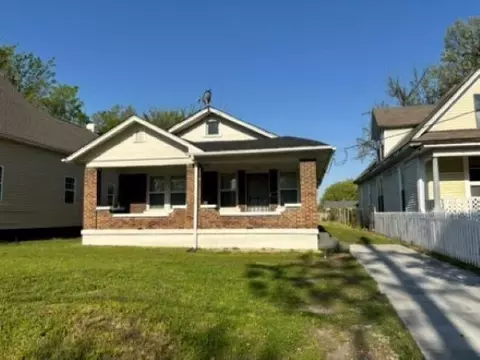 859 Ayers St, Memphis, TN 38107