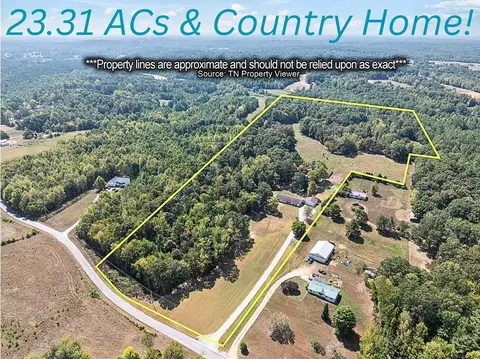 3379 Old Stage Rd, Decaturville, TN 38329