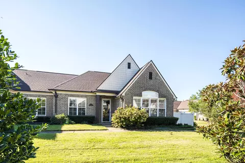 1422 Calumet Farms Dr #7, Collierville, TN 38017