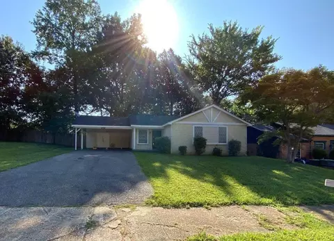 4058 Sandburg St, Memphis, TN 38128