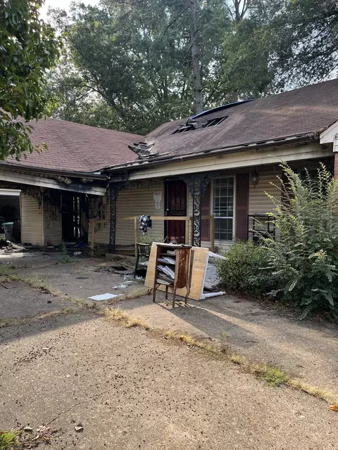 5531 Knight Arnold Rd, Memphis, TN 38115