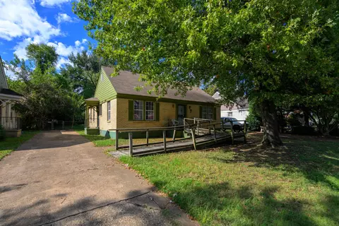 1131 N Watkins St, Memphis, TN 38107