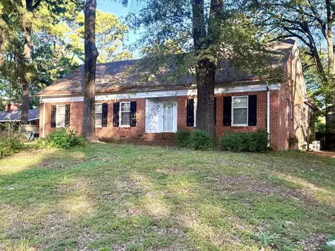2958 Glengarry Rd E, Memphis, TN 38128