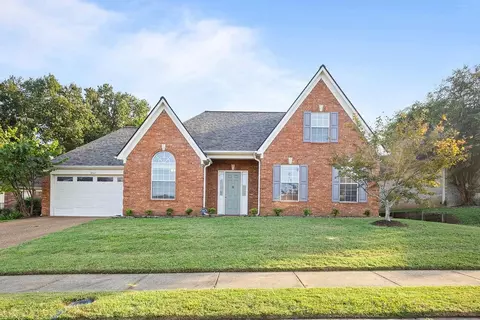 9547 Morning Shadow Dr, Cordova, TN 38016