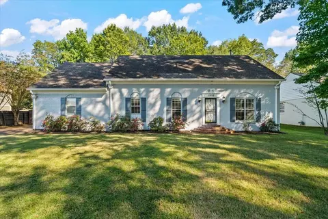 1752 Bekah Rd, Germantown, TN 38138