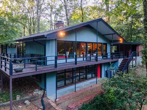 4025 Kingfisher Dr, Memphis, TN 38128