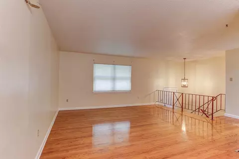 Living - 5167 Rolling Fields Dr, Memphis, TN 38134 photo 2 of 3