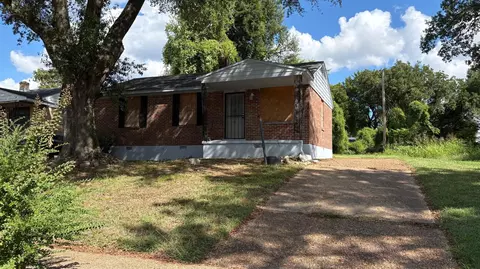 2436 Sparks St, Memphis, TN 38106