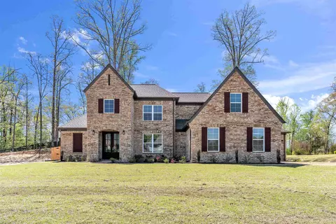 2067 Belmarie Dr, Southaven, MS 38672
