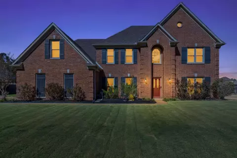 6008 Maher Valley Cv, Bartlett, TN 38135