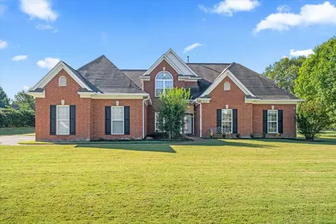 9479 Owl Hill Dr, Lakeland, TN 38002