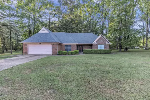 3375 Homewood Dr, Memphis, TN 38128