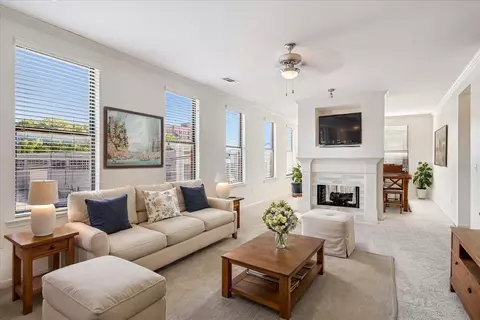 485 S Front St #201, Memphis, TN 38103