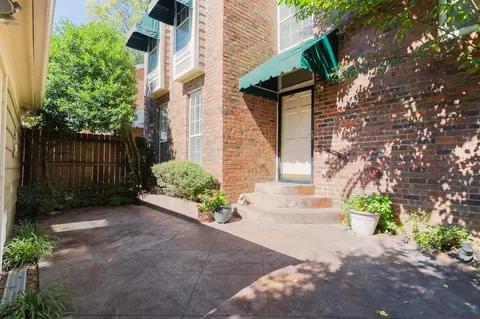 6932 Midhurst Rd #6932, Memphis, TN 38119