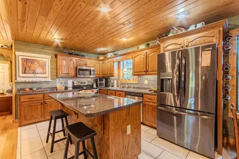 Kitchen - 951 Highway 57 Hwy E, Ramer, TN 38367 photo 3 of 5