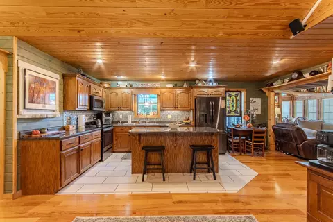 Kitchen - 951 Highway 57 Hwy E, Ramer, TN 38367 photo 1 of 5