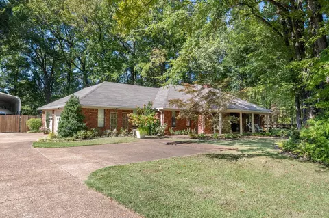 4201 Sunny Meadows Rd, Bartlett, TN 38135