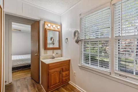 Bath - 151 W White Rd W, Collierville, TN 38017 photo 1 of 5