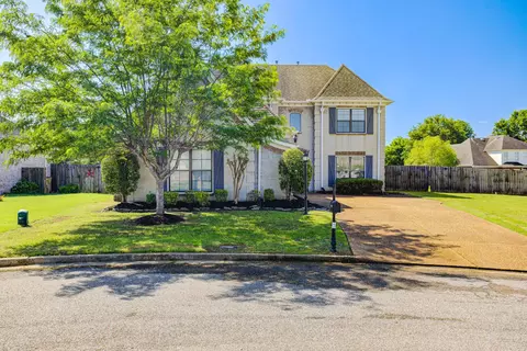 9695 Woodland Creek Ln, Cordova, TN 38018