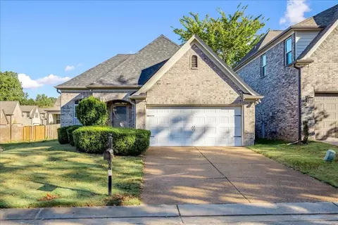 7404 Appling Rain Dr, Cordova, TN 38016