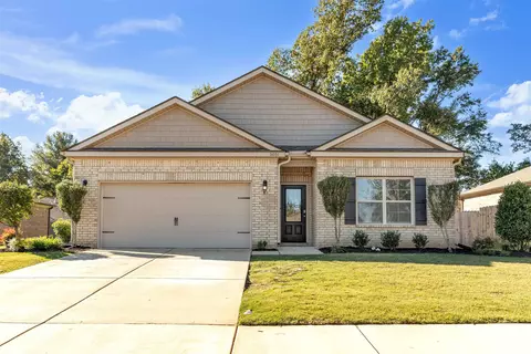 5051 Shellback Dr, Millington, TN 38053