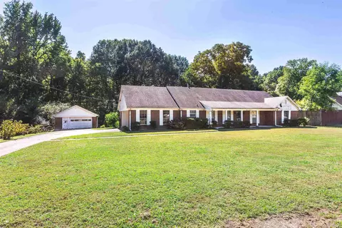 5583 Crestview Rd, Memphis, TN 38134