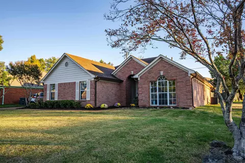 8643 Timber Creek Dr, Cordova, TN 38018