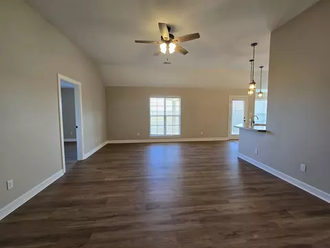 10553 Ballad Dr, Walls, MS 38680 photo 5