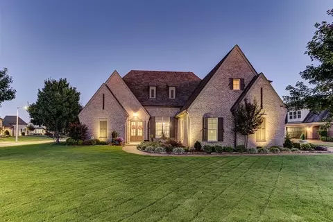 1380 Martway St, Collierville, TN 38017