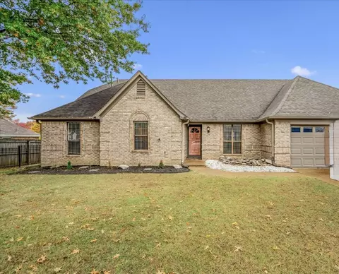 3956 Stonehill Dr, Bartlett, TN 38135