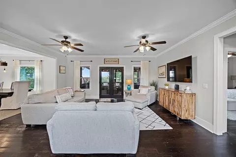 Living - 939 Eagle Point Rd, Cherokee, AL 35616 photo 3 of 5