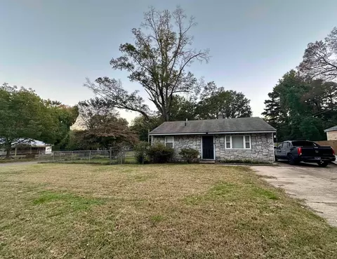 945 Floyd Ave, Memphis, TN 38127