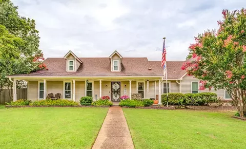 3265 Laurel Creek Rd, Bartlett, TN 38134