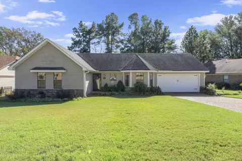 6261 Star Valley Dr, Bartlett, TN 38134