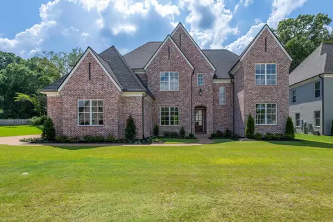 3649 Silver Laurel Dr, Germantown, TN 38138