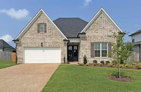 150 Misty Meadows Dr, Oakland, TN 38060