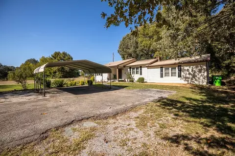 5750 Brighton Clopton Rd, Brighton, TN 38011