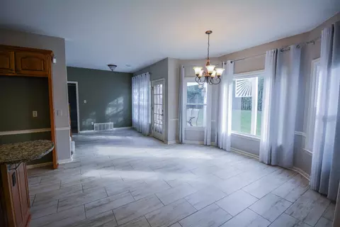 745 Roehampton Ct, Collierville, TN 38017 photo 8