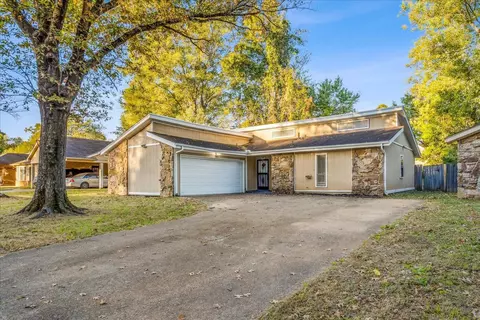 3787 Silver Chalice Dr, Memphis, TN 38115