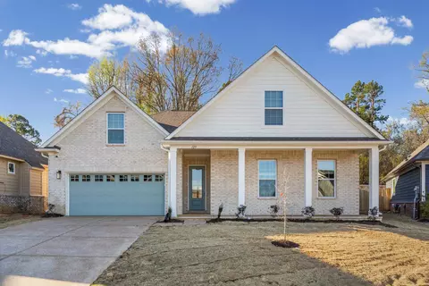 125 Live Oak Cv, Oakland, TN 38060
