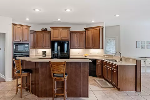 Kitchen - 1752 Campden Dr, Collierville, TN 38017 photo 1 of 3